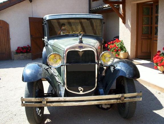 Ford A de face
